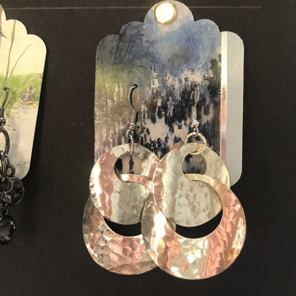 Dangling Earring Collection - Picture 4 of 12